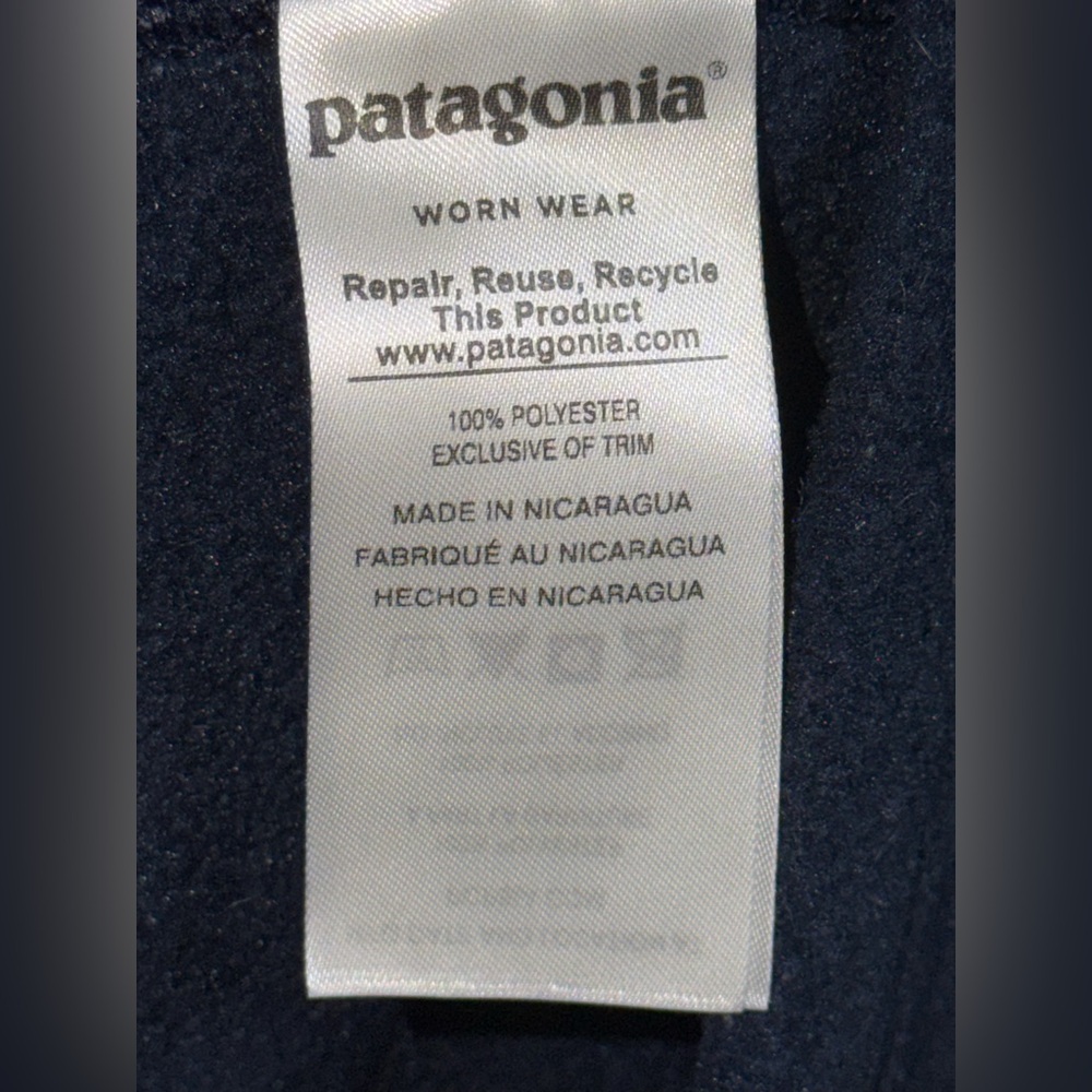 Patagonia Navy Synchilla Fleece Jacket with Multicolor Logo - Picture 4 of 6